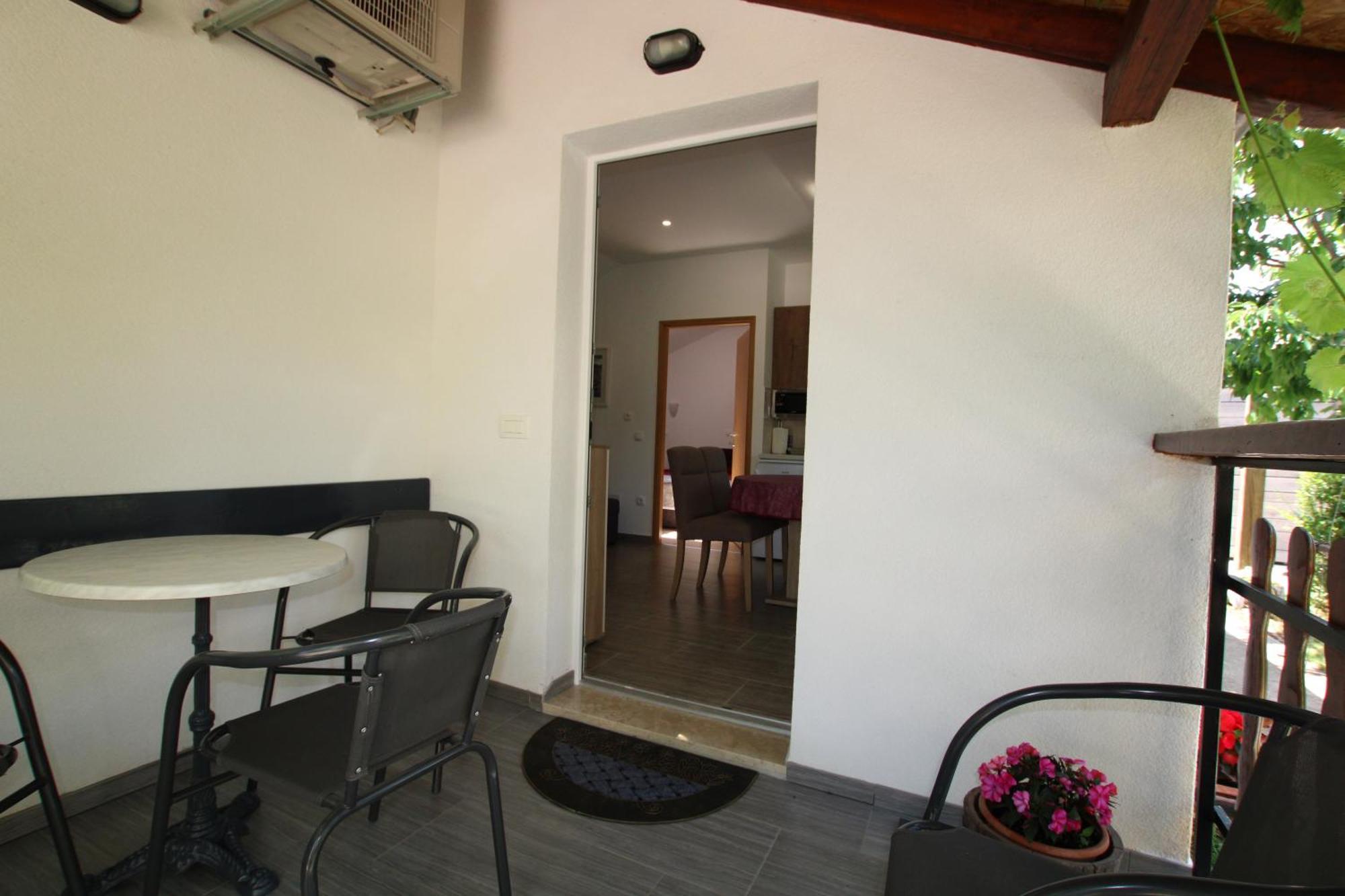 Apartments Green Garden Labinci 客房 照片